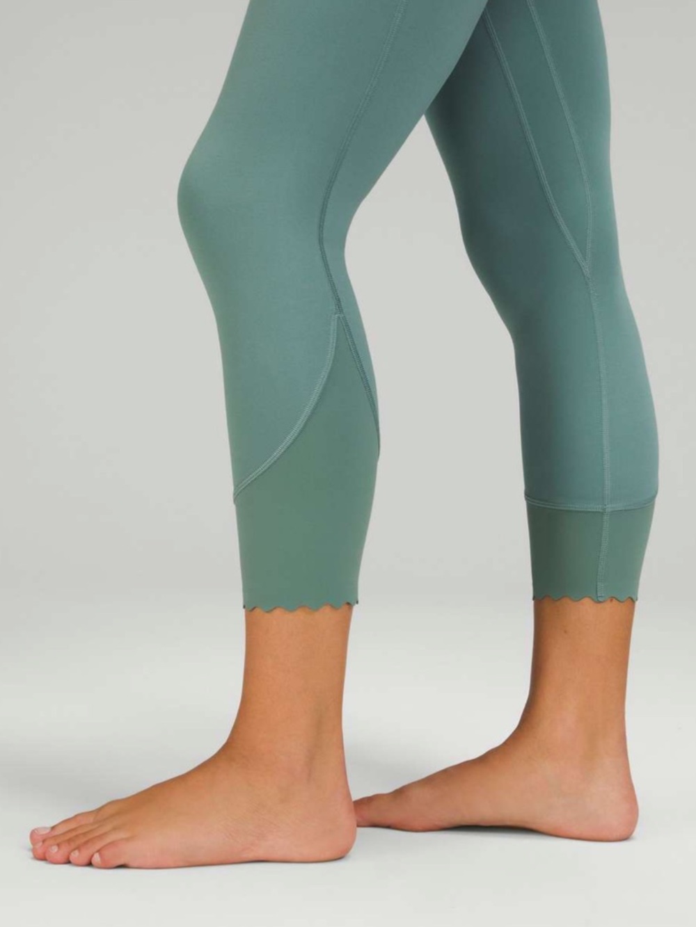 Lululemon align scalloped hem high rise crop 23” nulu 6 tidewater teal 2022